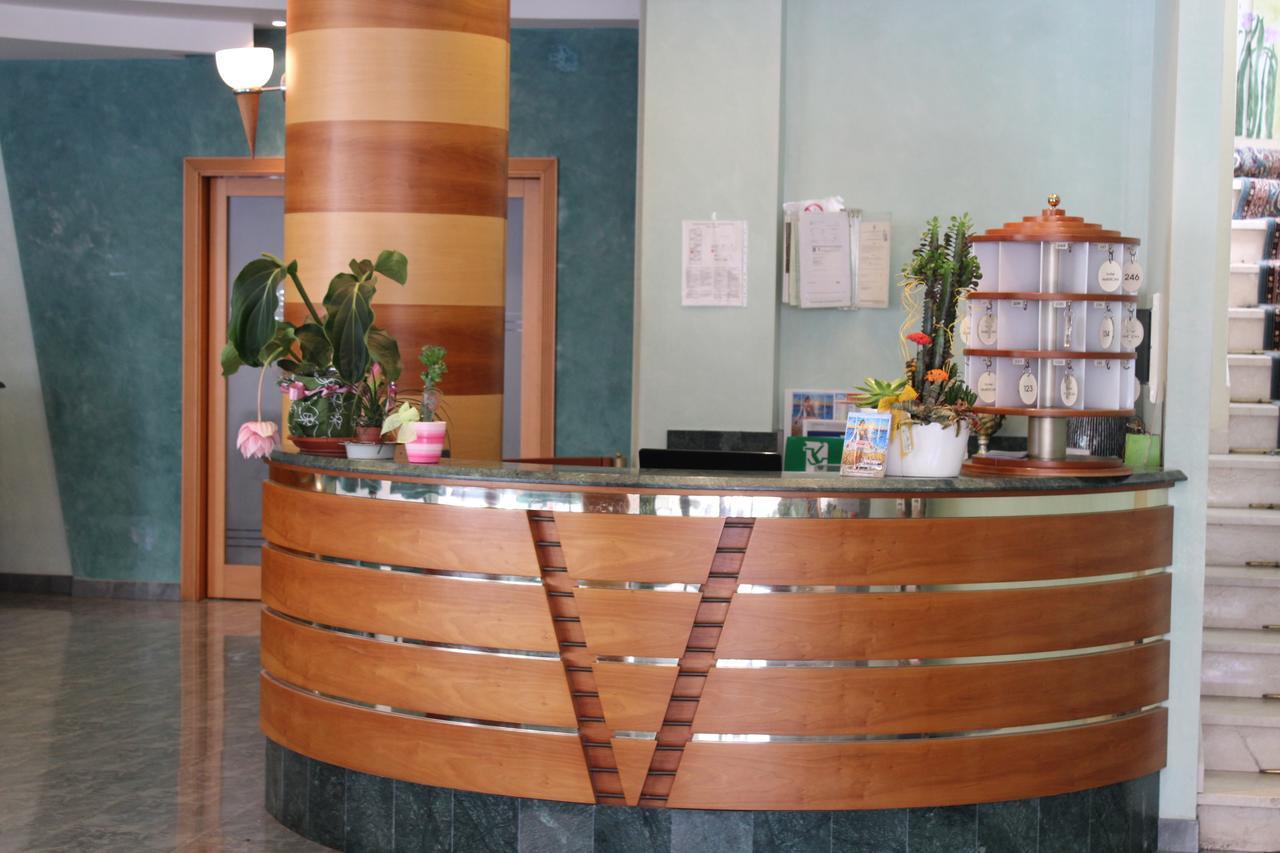 Hotel American Bellaria-Igea Marina Extérieur photo